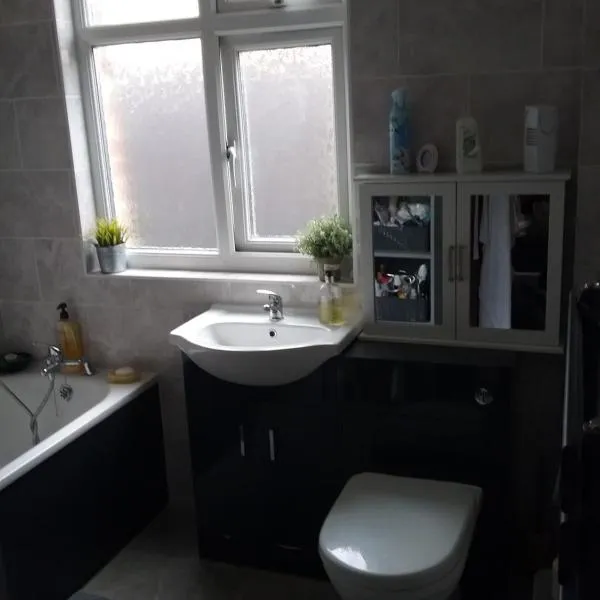 medium sized room in my bungalow, отель в городе Great Clacton