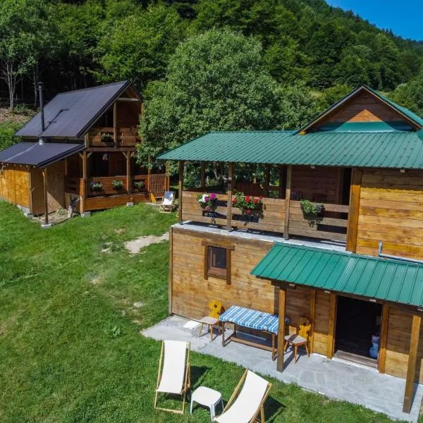 Green Cottages، فندق في بيراني