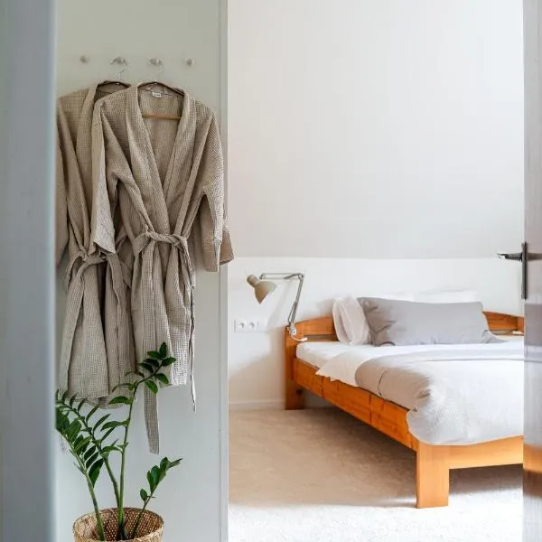 Celý apartmán v rodinném domě s vanou a krbem,位于捷克特热博瓦的酒店