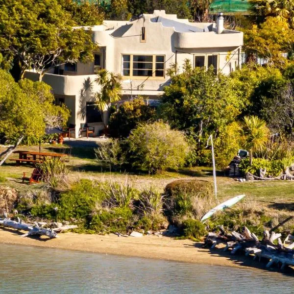 Camelot Island Retreat, hotel in Appleby