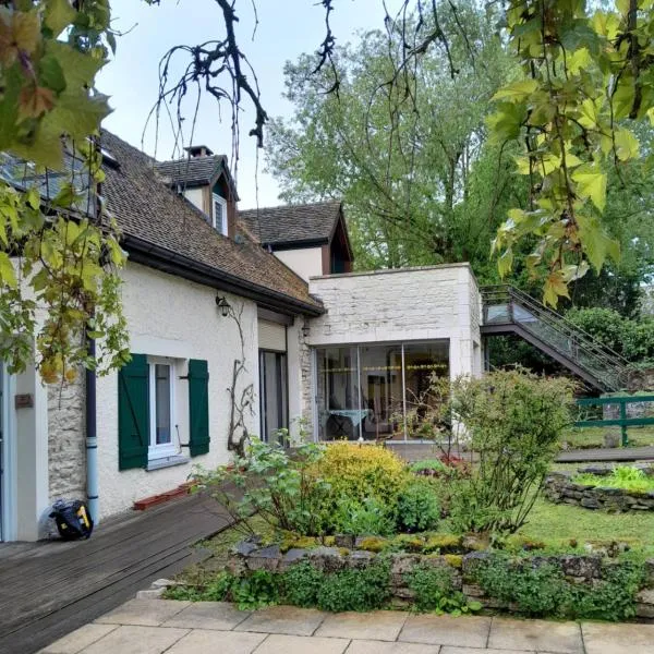 L'instant Beaun'heur, hotel in Merceuil