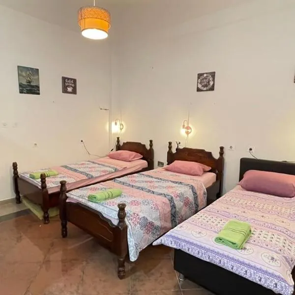 Hostel Flash, ξενοδοχείο σε Ulcinj