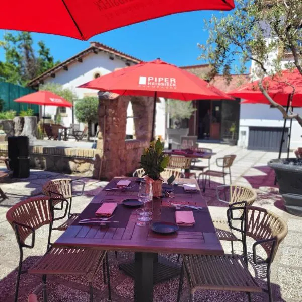 Tenuta del Duca Fiumicino Locanda e Hostaria Guest House, hotel in Fiumicino