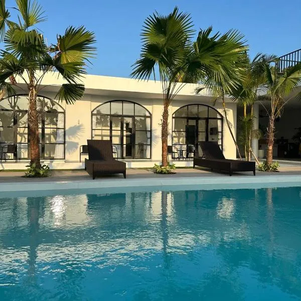 Casadela Canggu, hotel in Canggu