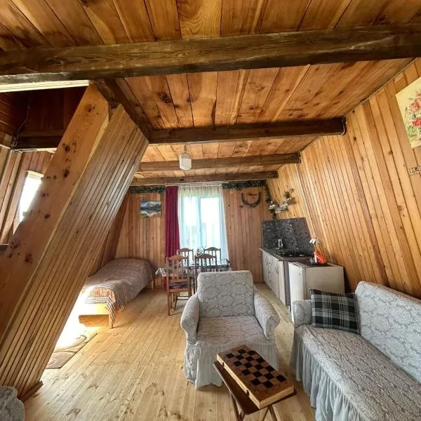 The Cottage in the Mountains, hotell sihtkohas Gomi