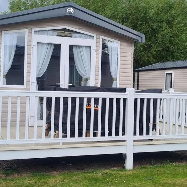 Deluxe 3 Bed Holiday Home in Port Seton, ξενοδοχείο σε Port Seton
