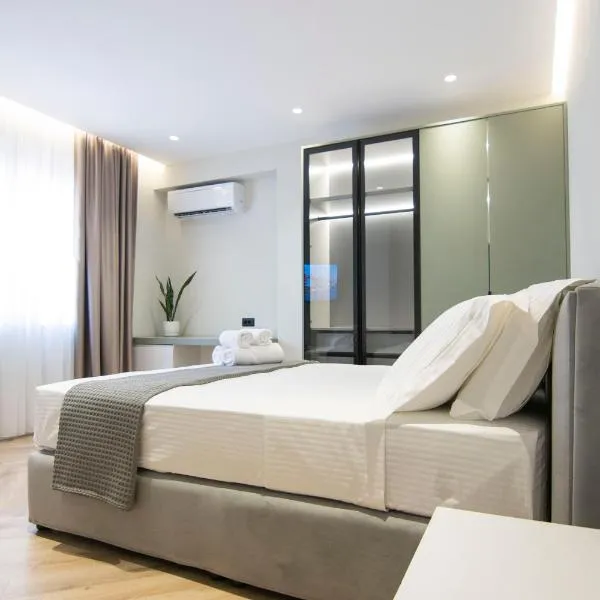 Mina Luxury Rooms, hotel in Tirana