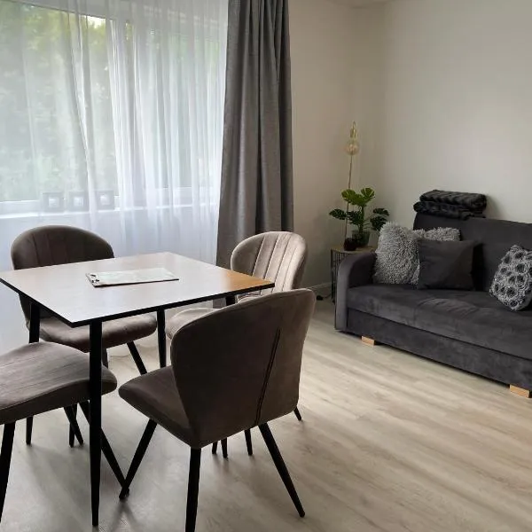 Suuremõisa Holiday Apartment with Sauna, hotel v destinaci Suuremõisa