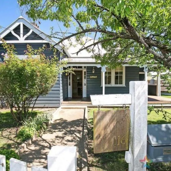 Belltrees - Central, Cosy and Convenient, hotel in Armidale