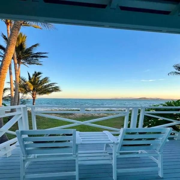 On the Beach, Seaview's, Bowen Beach House, hotel in Bowen