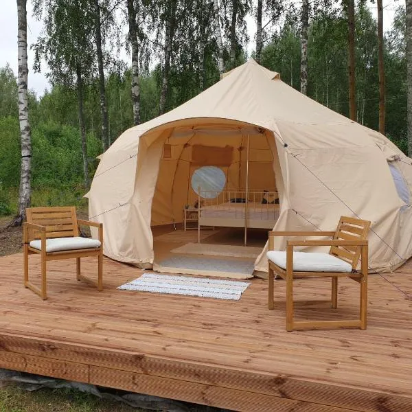 Kure talu Glämping Setomaal, hotel em Polovina