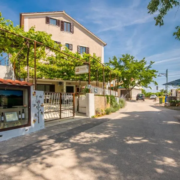 B&B Šegulja, Hotel in Malinska