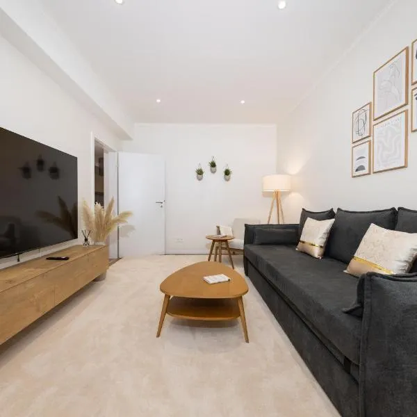 120sqm & 5-room luxury apartment with 2 bathrooms，位于柏林的酒店