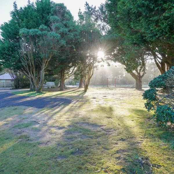 beach road holiday park, ξενοδοχείο σε Otatara