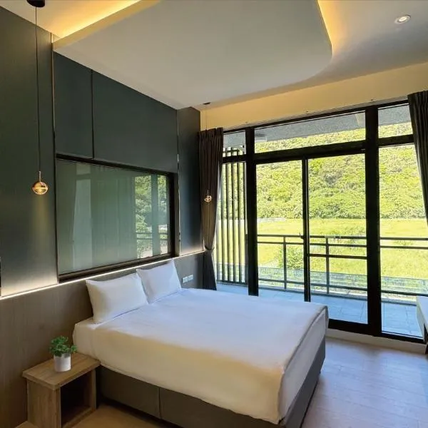 Longtan Lake Inn, hotel in Jiaoxi