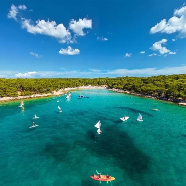 Pine Beach Pakostane - All Inclusive light, Hotel in Pakoštane