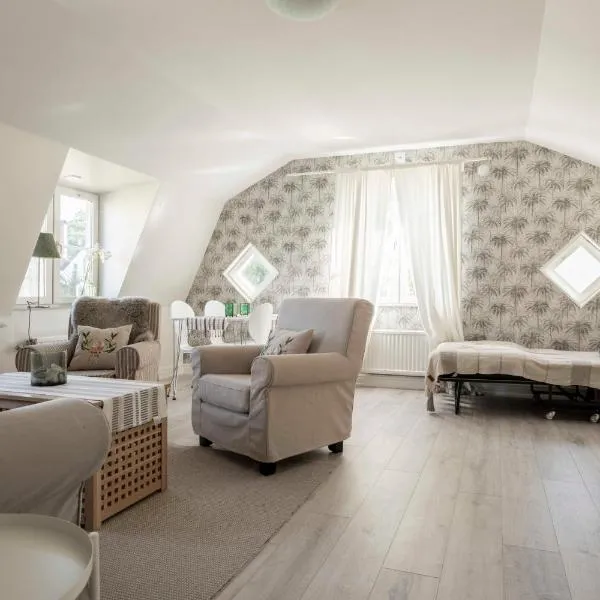 Lovely 2 bedroom apartment in Visby, hotel in Visby