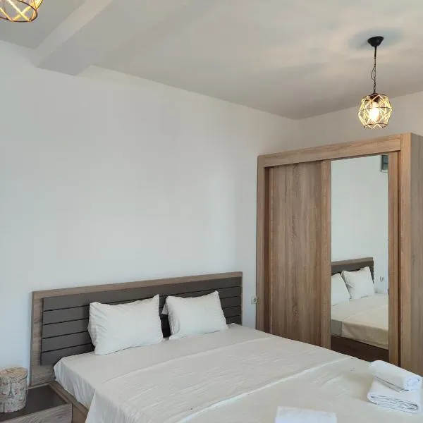 Bukuria e Fjerinës, hotell sihtkohas Ulcinj