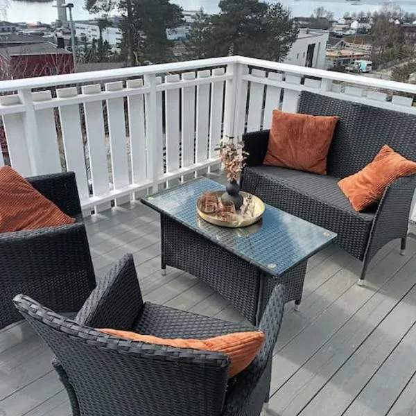 Sentralt, kort vei til byens fasiliteter, hotel Moldéban