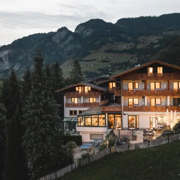 Genusshotel Fichtenhof, hotel in Grossarl
