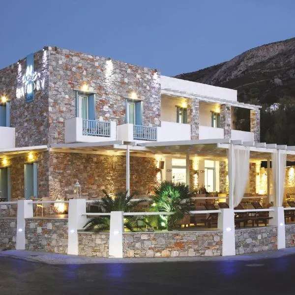 Blue Harmony Hotel, hotel in Kinion