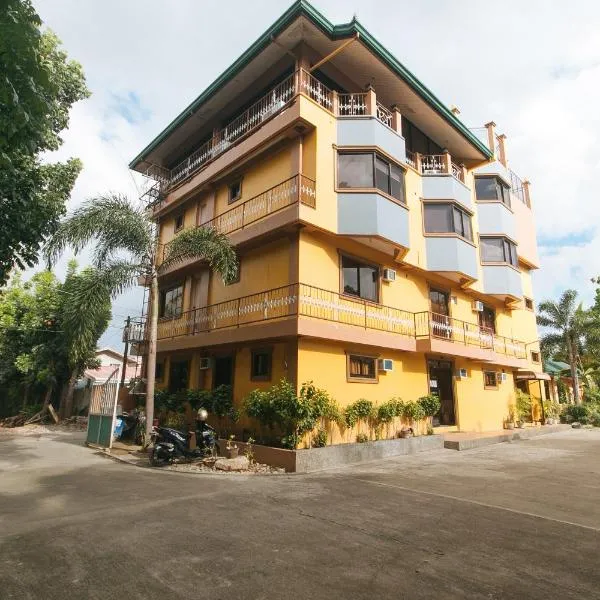 RedDoorz @ Farm Side Hotel Laoag City, hotel in Laoag