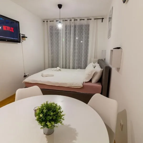 Gajeva Rooms - Copenhagen apartment SELF CHECK-IN, hotel in Virovitica