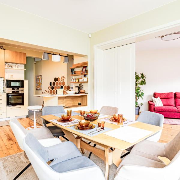 Luxury And Spacious Apartment at the Hearth of the City, София