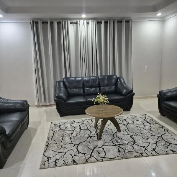 JC Apartments, hotel in Ndola