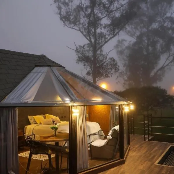 Glamping Al Pie del Cerro, hotel v destinaci San Fernando