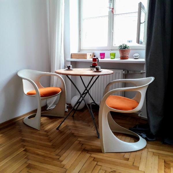 Metro Politechnika Apartment, Varsovie