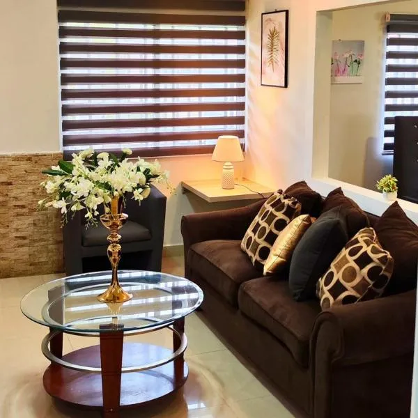 Hermoso apartamento a 2 minutos de la feria de David, hotel en David