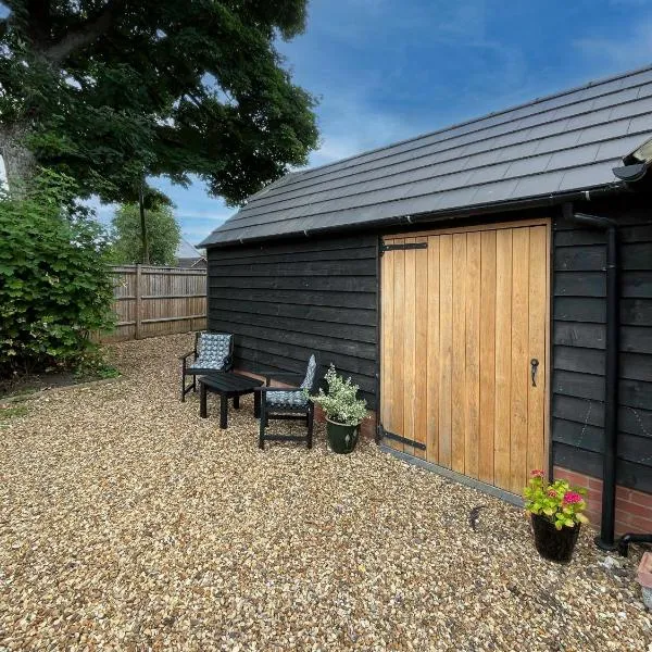 The Barn Mid Bedfordshire, hotel in Haynes