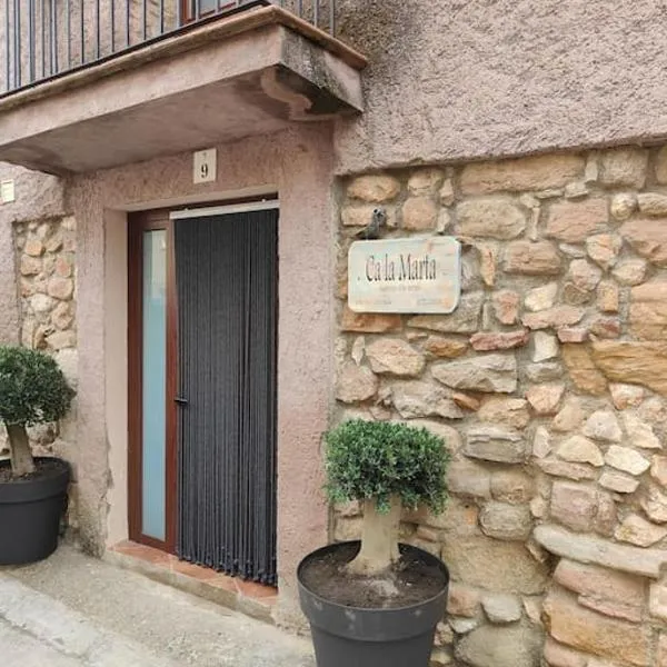 Ca la Marta, hotel en Santa Liña
