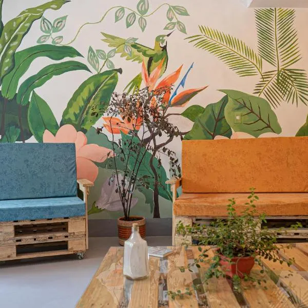 Laureles Garden Hostel, hotel in Medellín