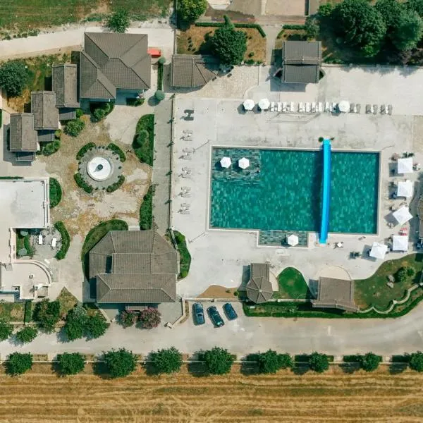 Kronos Village, hotel in Gjirokastër