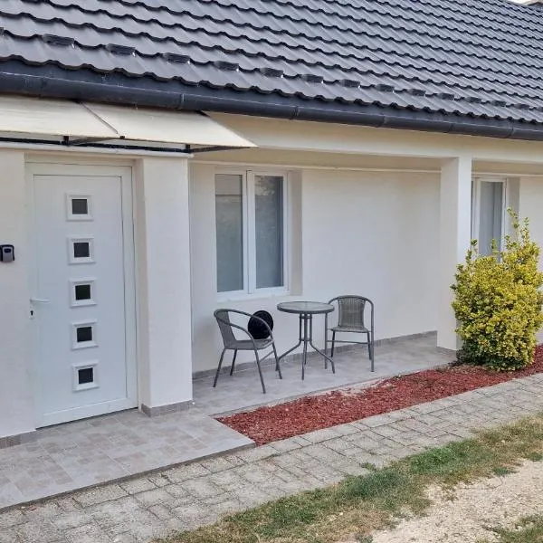 Freedom Apartman, hotel v destinaci Székesfehérvár