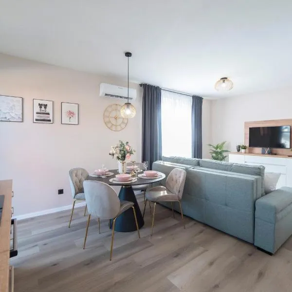 Apartment LEMM 500m from the ARENA, hotel di Zagreb