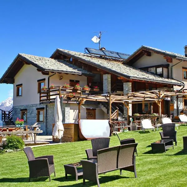 ホテル チャカリル（Hotel Chacaril）、ピーラのホテル