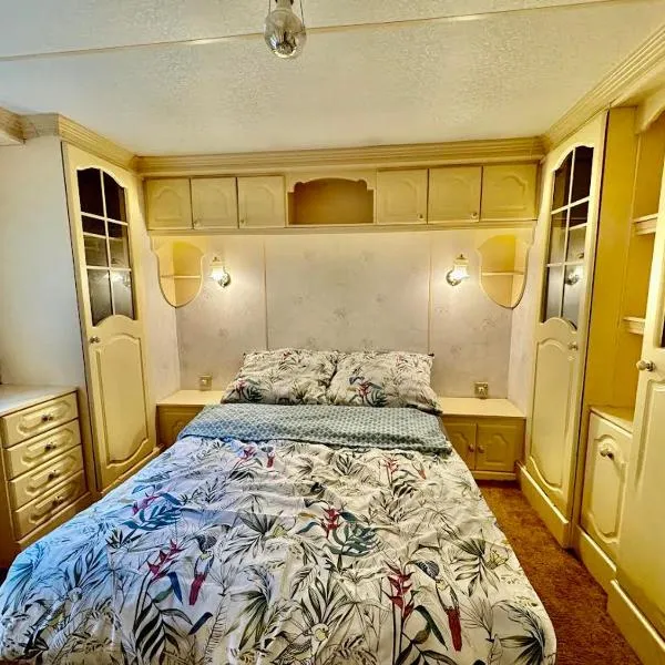 Holenderek Agro-Stajnia, hotel v destinaci Rudniki