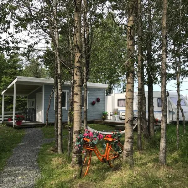 Baksas Luxury Campers, ξενοδοχείο στο Σέλφος