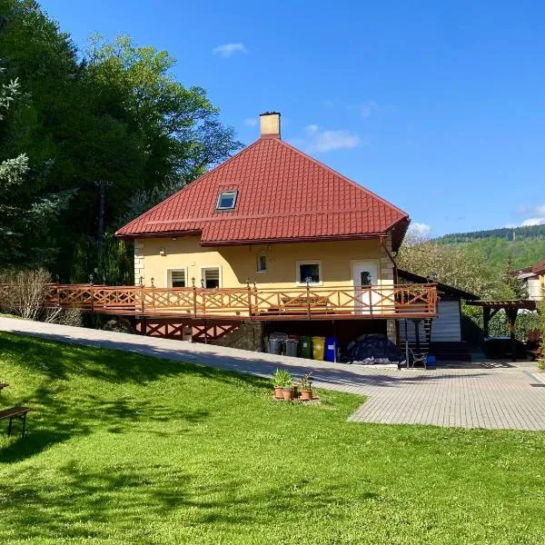 Privát Adriana, Hotel in Kremnitz