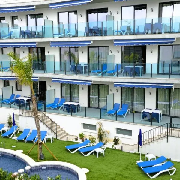 AZAHAR BEACH Blue Apartments & Spa, hotel in Alcossebre