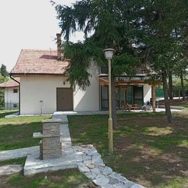 La Casa Sofija, Hotel in Nemenikuće