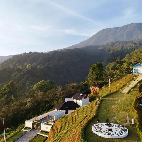 Casa de Monique Villas & Glamping Retreat, hotel in Bogor