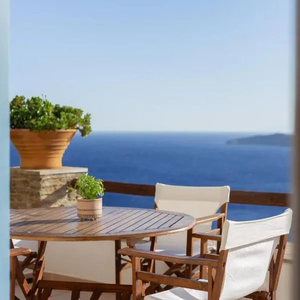 Grand Blue Terrace - Island house by Hostandros, hotell i Batsi