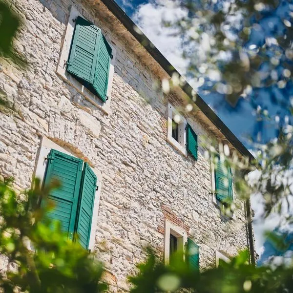 Casa Romantica La Parenzana, hotel in Buje