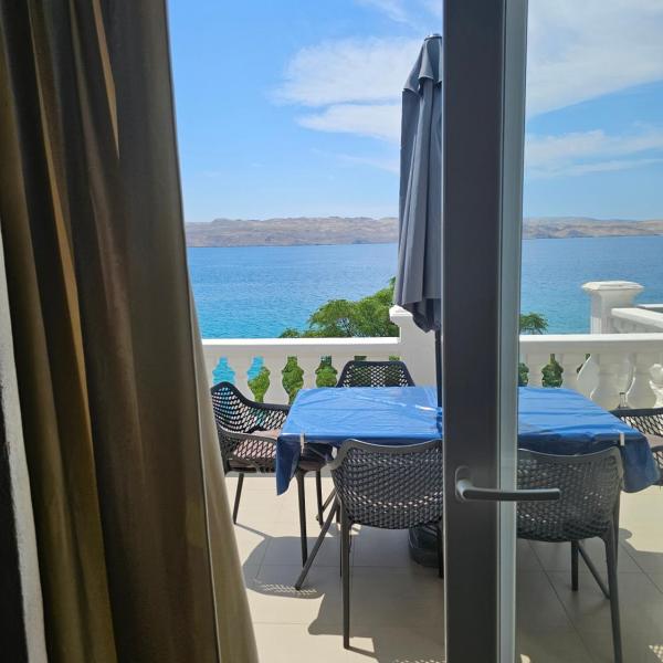 Beachfront House Amaris
