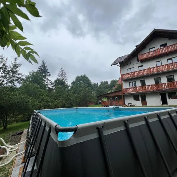 Kolos house, hotel din Slavsko