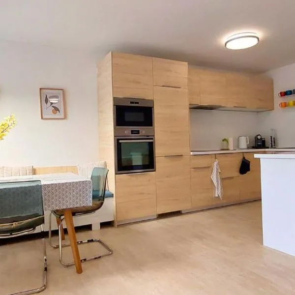 Byt na náměstí,位于内耶德克的酒店